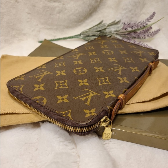 Authentic Louis Vuitton de voyage travel organizer long wallet - Picture 6 of 16
